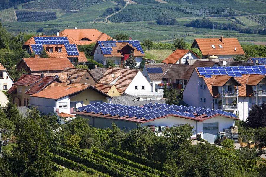 Zájem o solární elektrárny v Česku nepolevuje